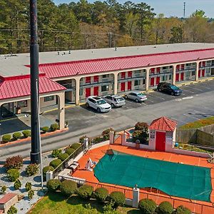 Regency Inn & Suites
